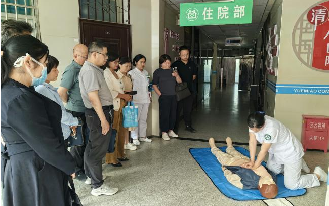 健康惠民零距离义诊服务进社区——陕西省荣复军人第二医院五月惠民义诊宣教…